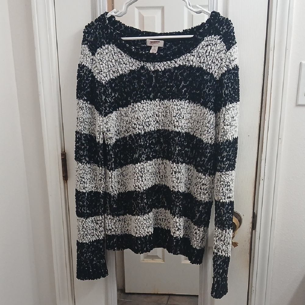 Black and White Striped Sweater Size XL